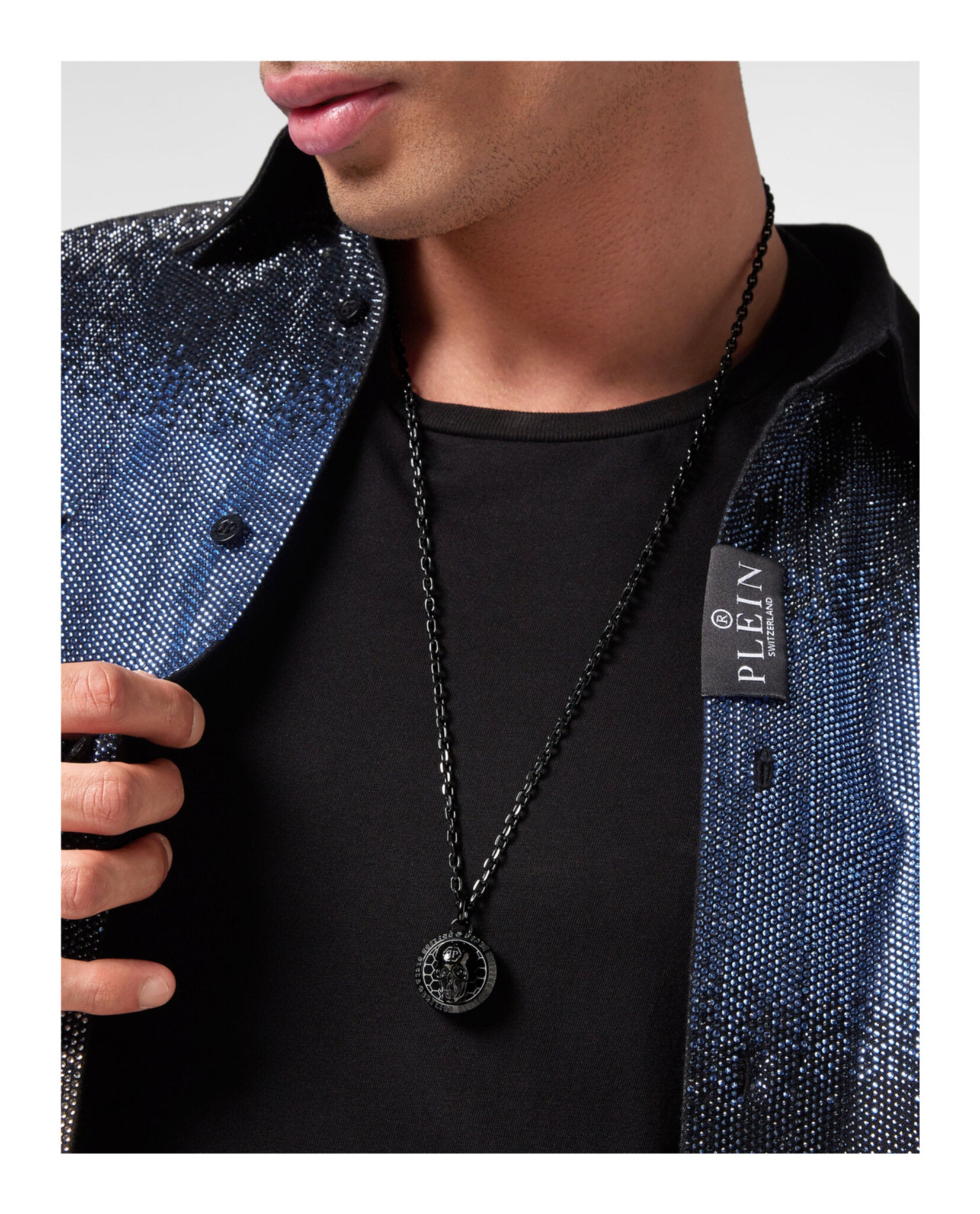 3D $kull Crystal Cable Chain Necklace
