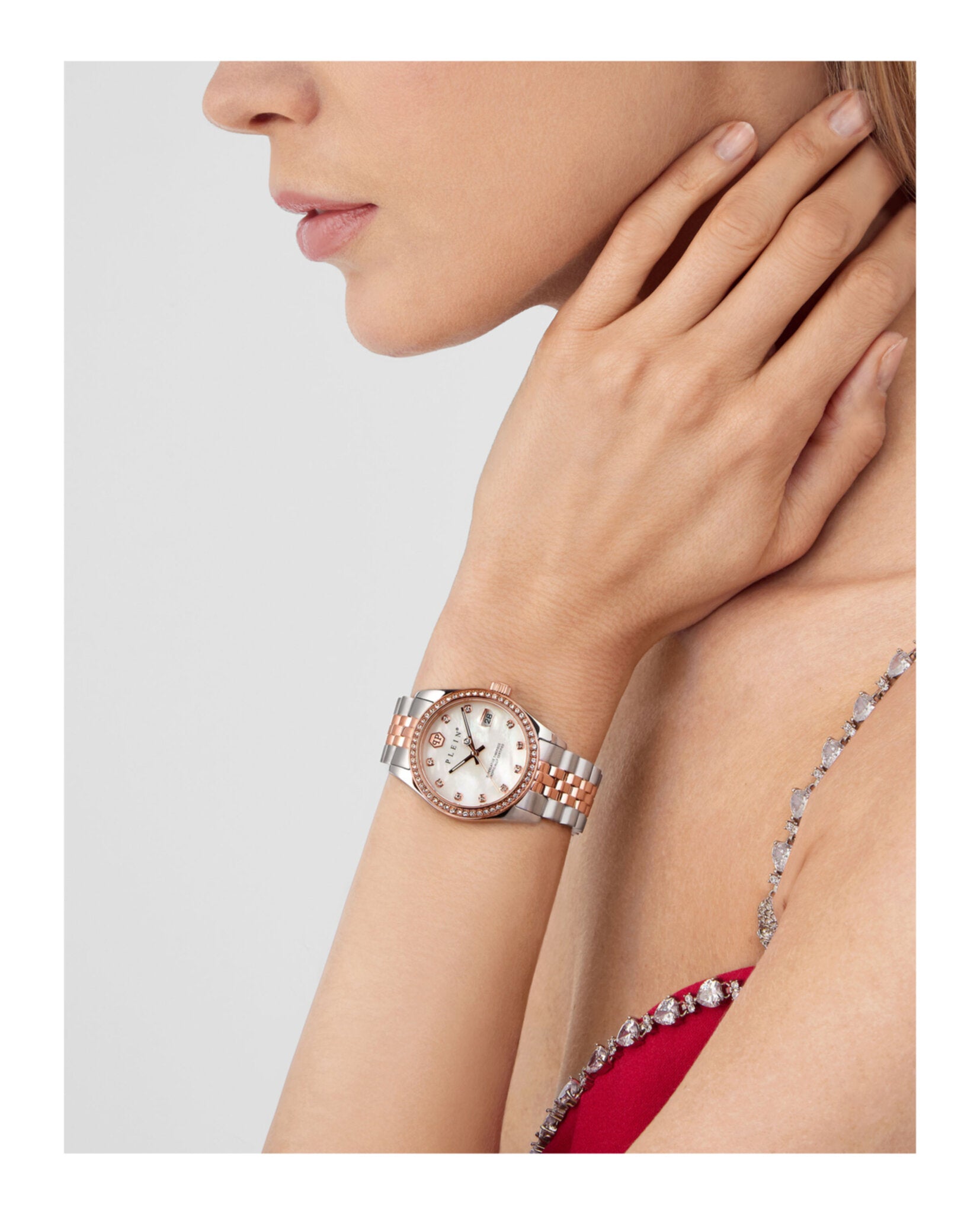 Date Superlative Crystal Watch
