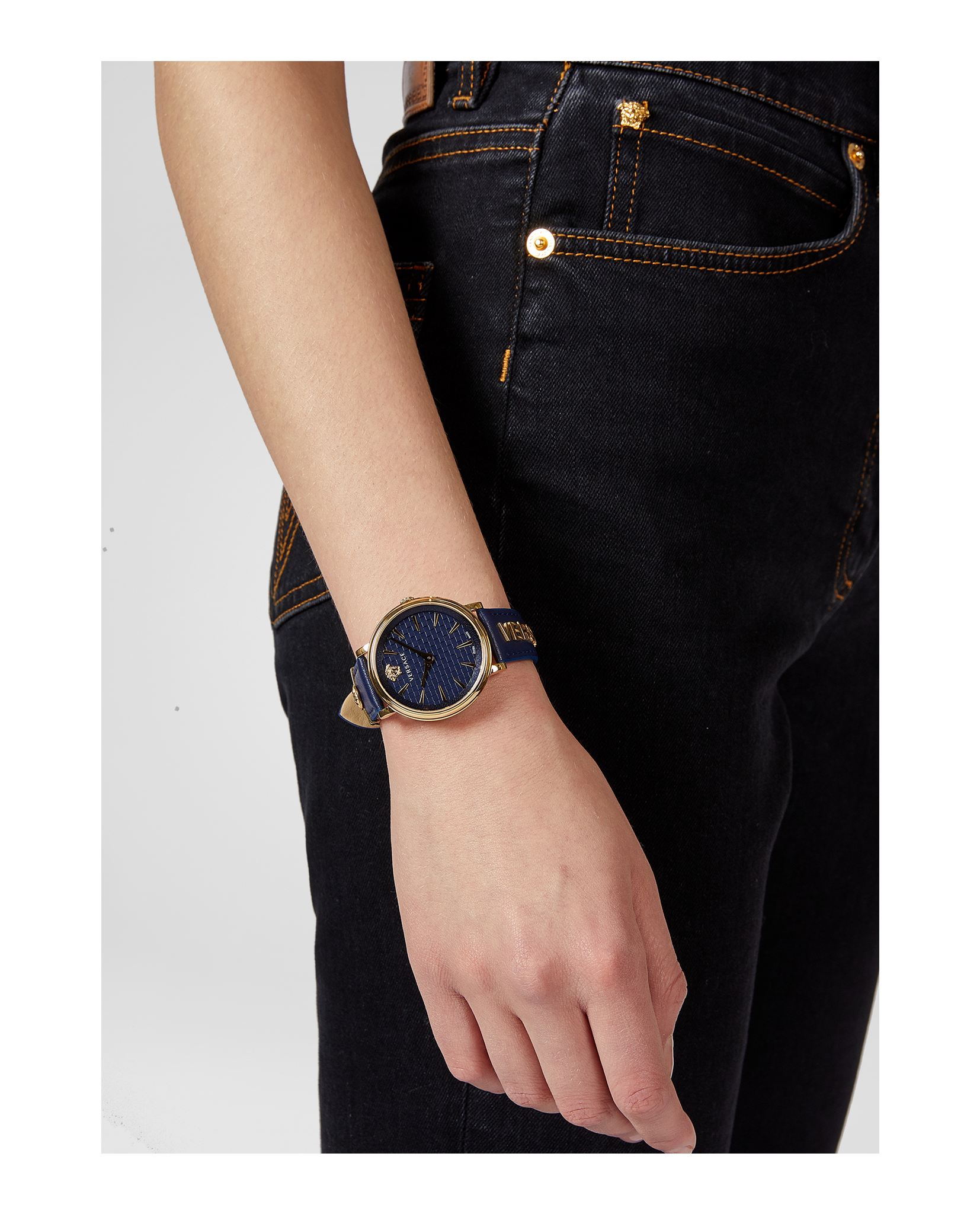 V-Circle-Logomania E Watch
